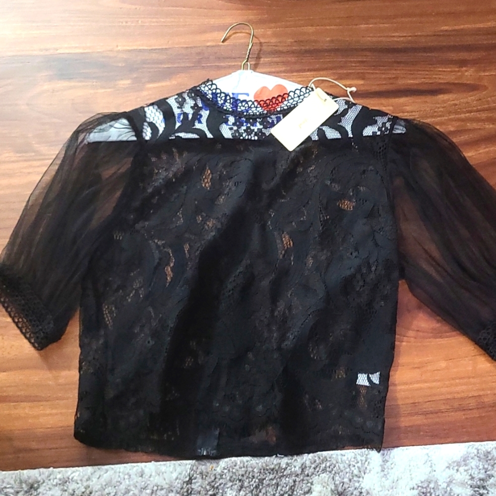 Lace shirt